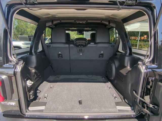New 2026 Black Clear-Coat Exterior Paint Jeep Rubicon X image 14