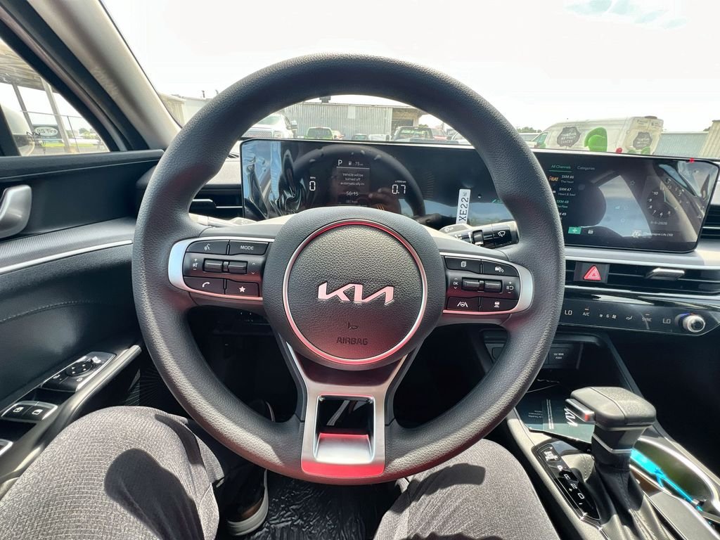 New 2026 White Kia LXS image 14