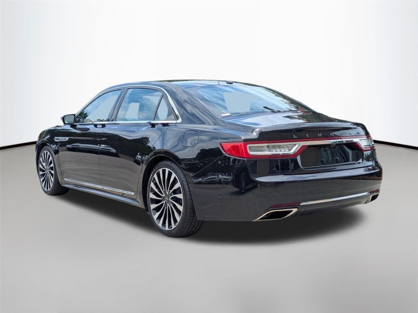 Used 2017 Diamond Black Lincoln Black Label image 15