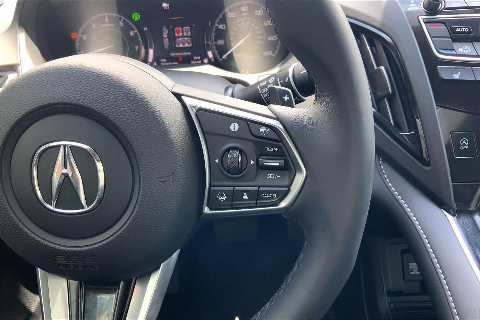 Used 2023 Liquid Carbon Metallic Acura w/Technology Package image 24