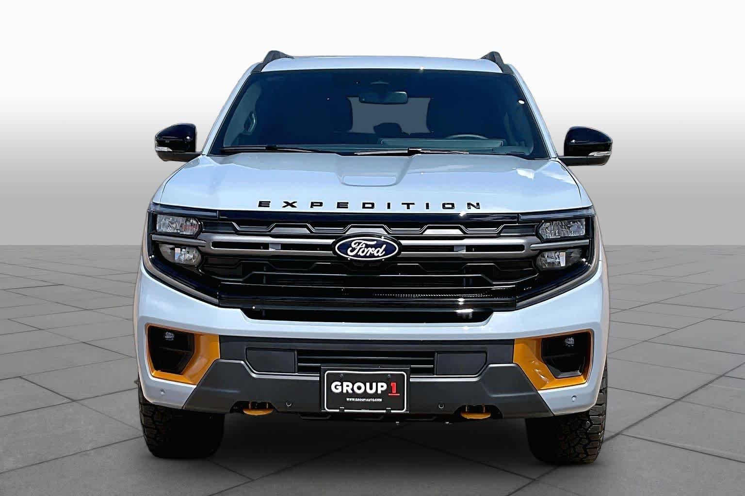 New 2027 Glacier Gray Metallic Tri-Coat Ford Tremor® image 3