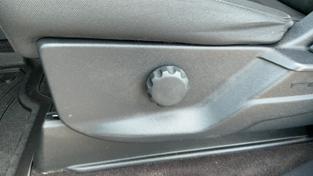 Used 2021 Silver Ford XL image 19
