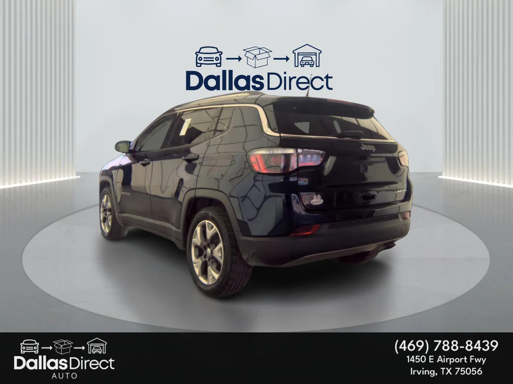 Used 2020 Jazz Blue Pearlcoat Jeep Limited image 9