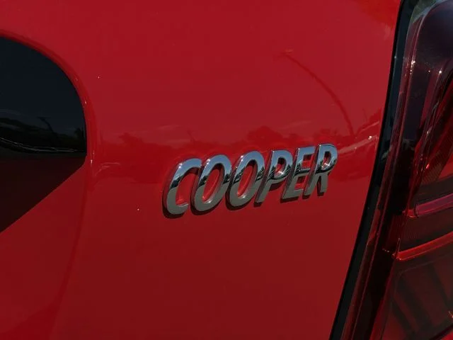 Used 2024 Red MINI Base image 39