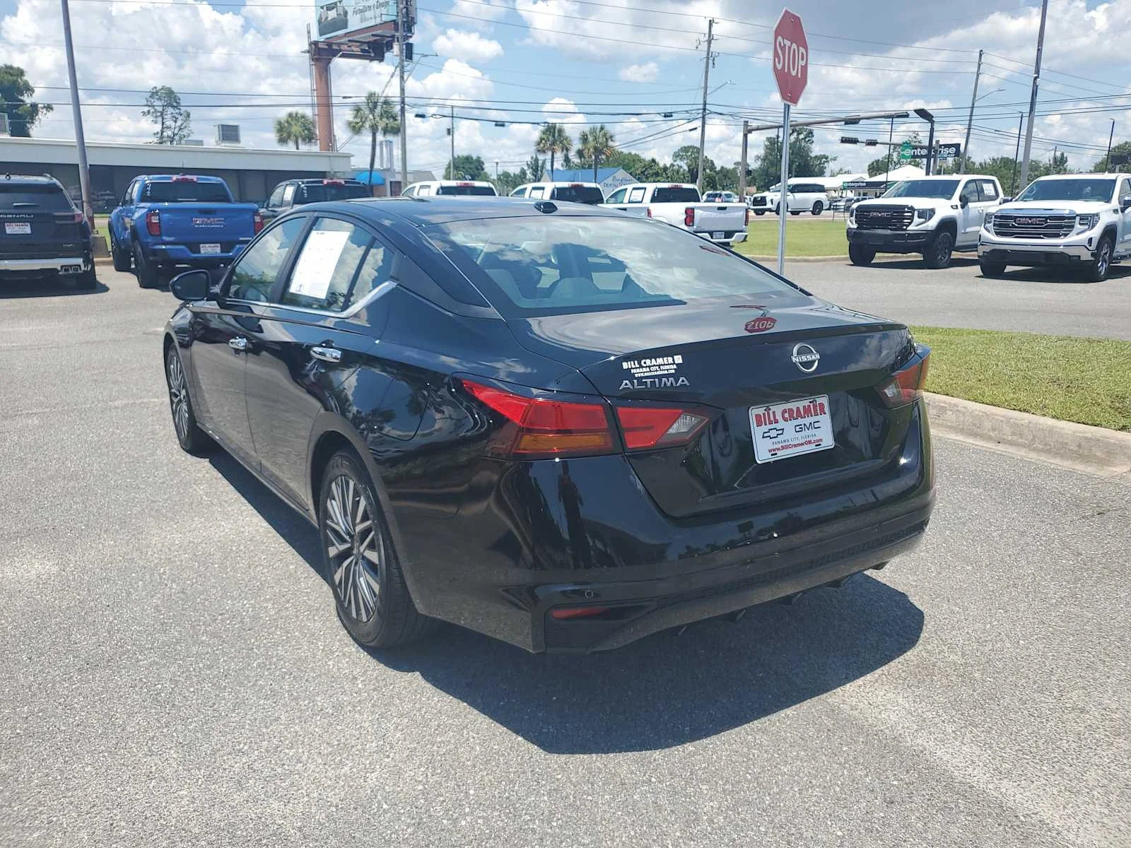 Used 2025 Black Nissan SV image 3
