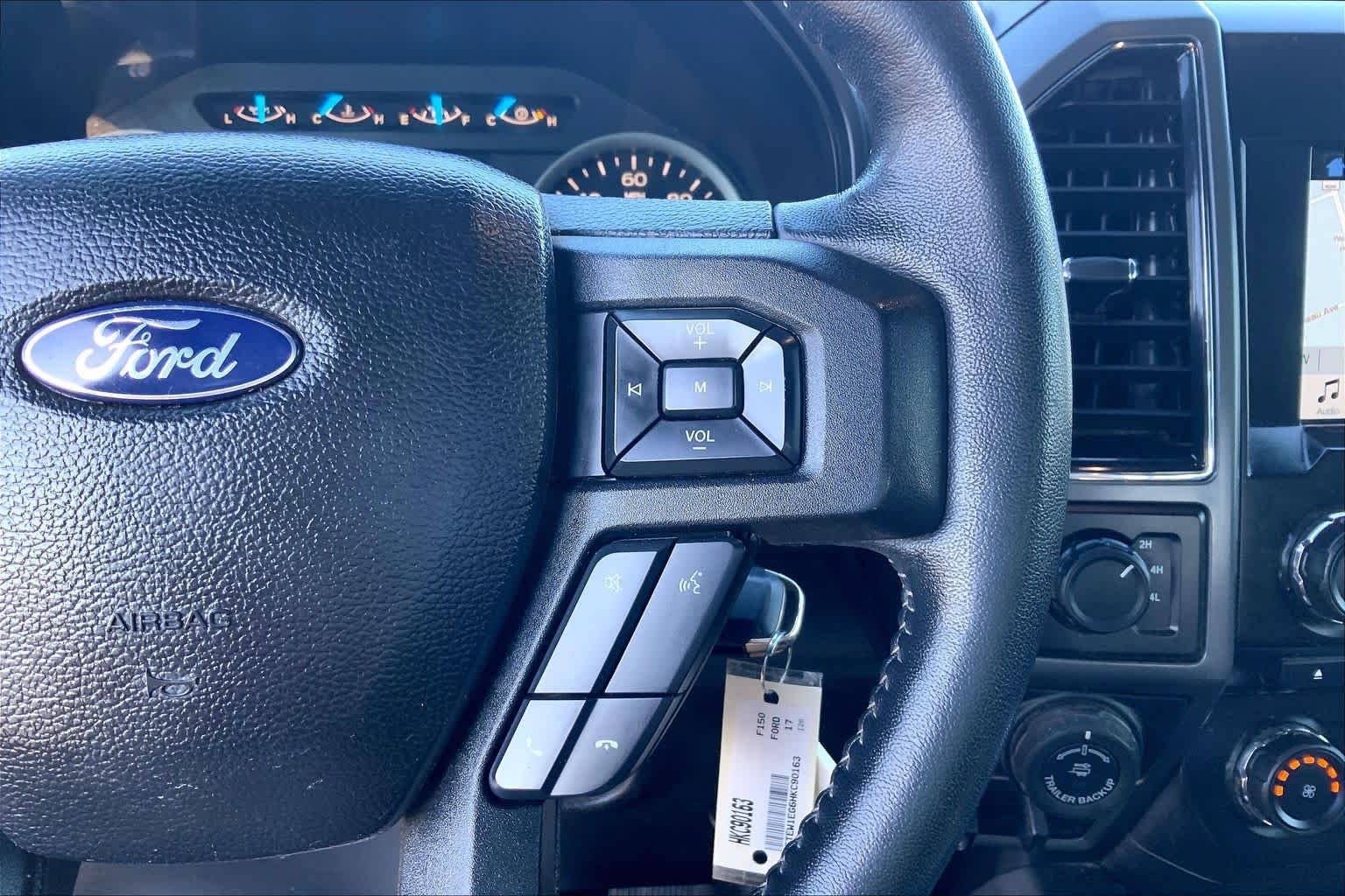 Used 2017 Shadow Black Ford XLT image 25