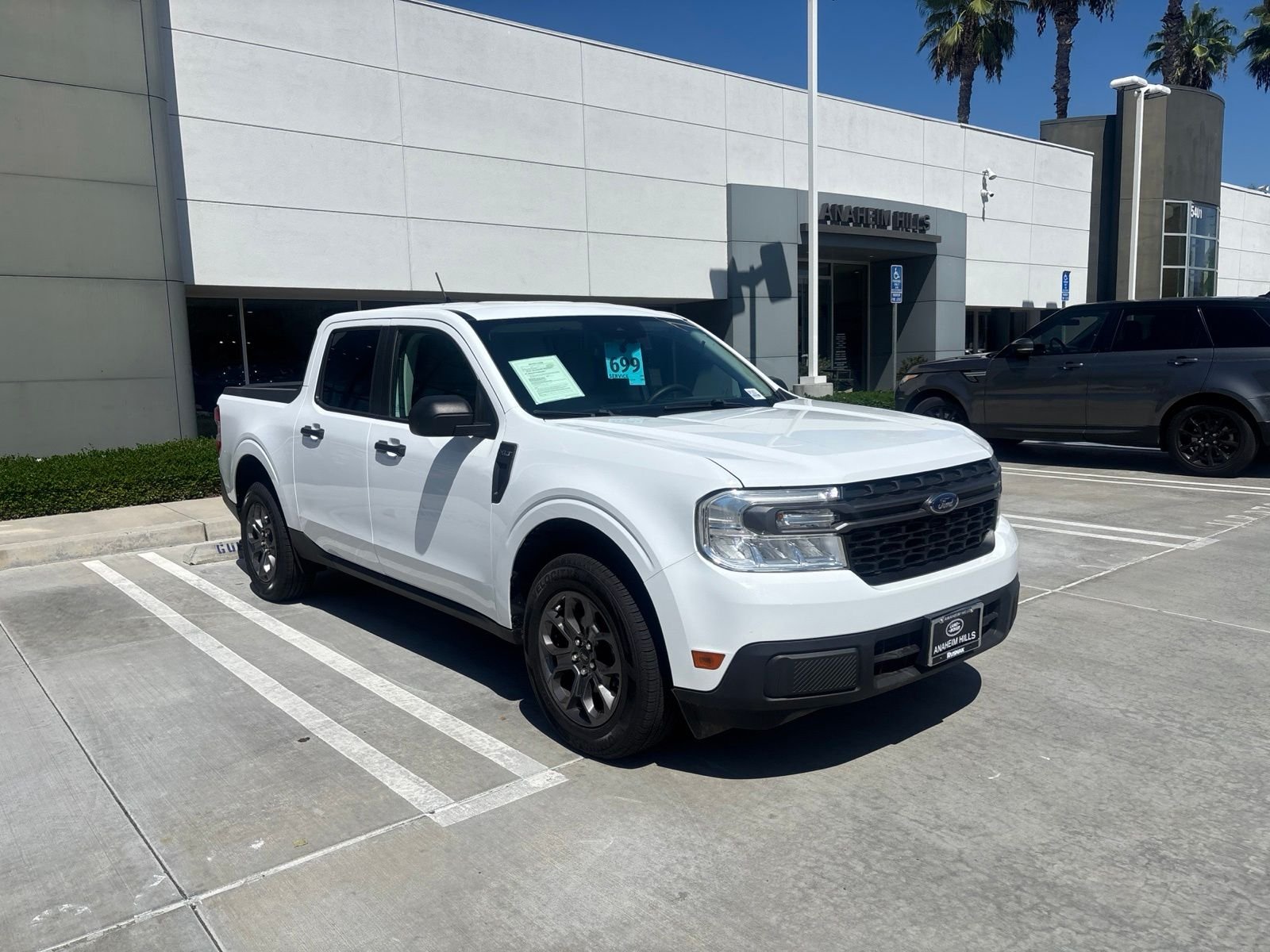 Used 2024 Oxford White Ford XLT image 2