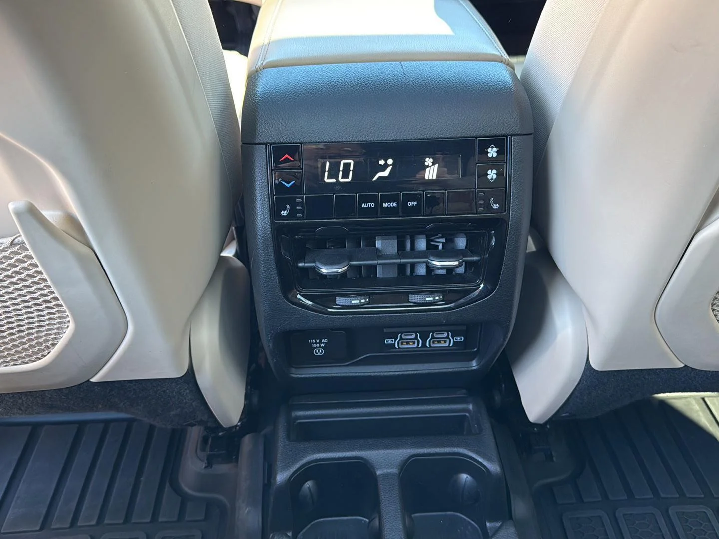 Used 2023 Velvet Red Pearlcoat Jeep Limited image 24