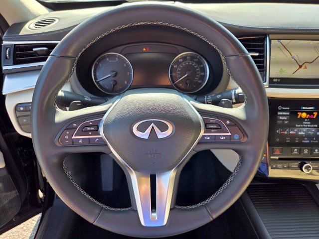 Used 2021 Black INFINITI Sensory image 30
