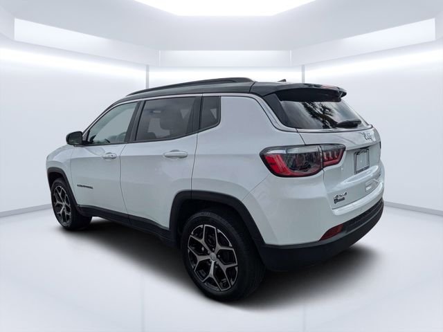 Used 2024 White Jeep Limited image 5