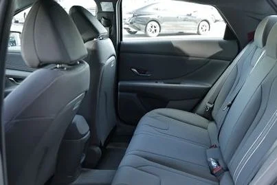 New 2026 Abyss Black Hyundai SEL Sport image 9
