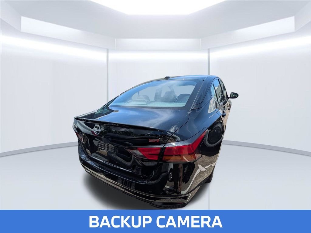 Used 2025 Black Nissan 2.5 SR image 5