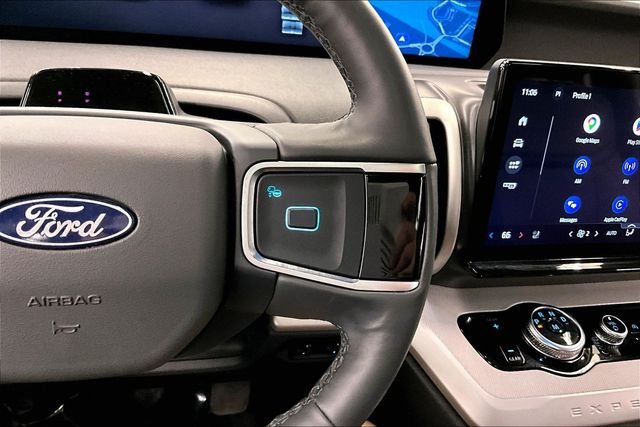 Used 2025 Agate Black Metallic Ford Active image 29