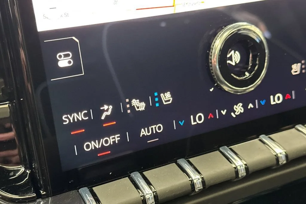 2026 GMC Yukon XL AT4 Ultimate - Photo 20