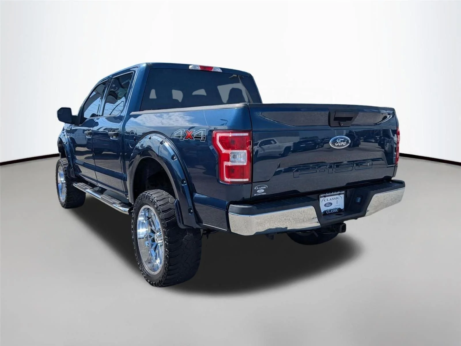 Used 2018 Blue Jeans Metallic Ford XLT image 7