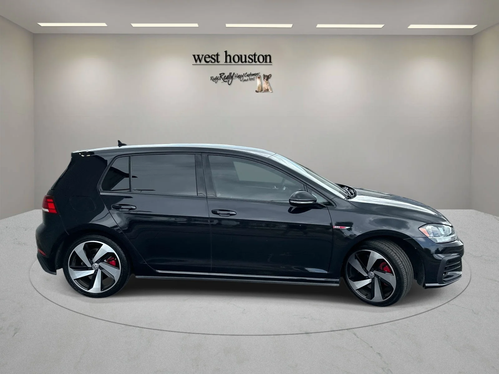 Used 2020 Black Volkswagen 2.0T S DSG image 4