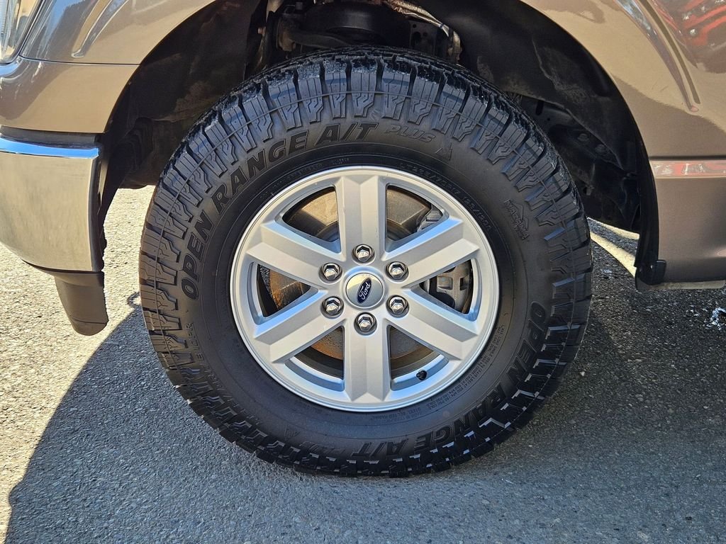 Certified Used 2022 Stone Gray Metallic Ford XL image 9