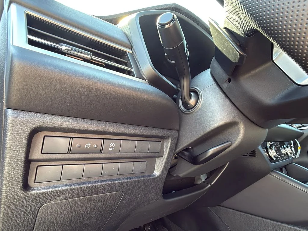 New 2026 Graphite Gray Mitsubishi LE 1.5T S-AWC image 13