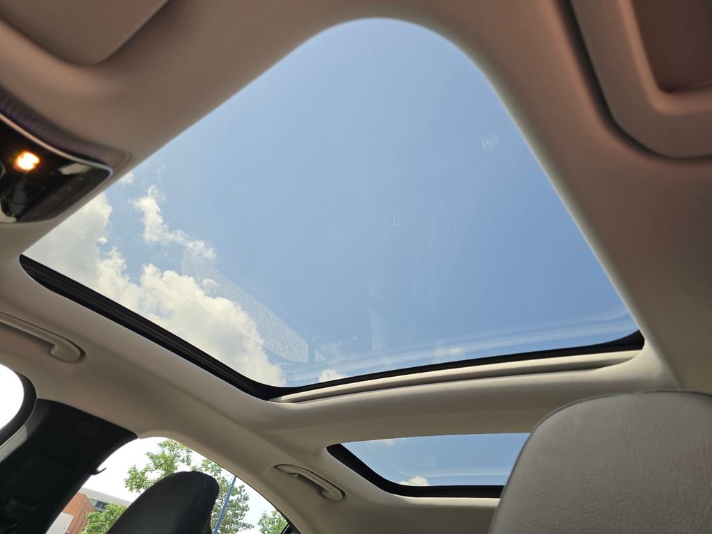 New 2026 Cirrus Silver Metallic Mercedes-Benz E 450 image 3