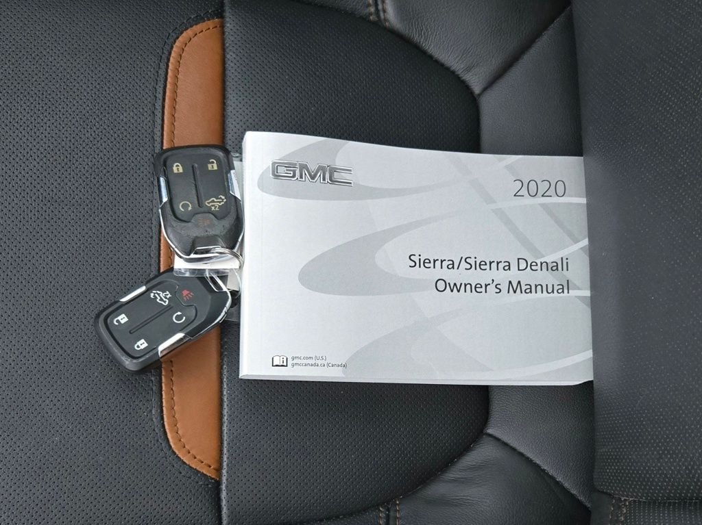 Used 2020 Blue GMC AT4 image 13