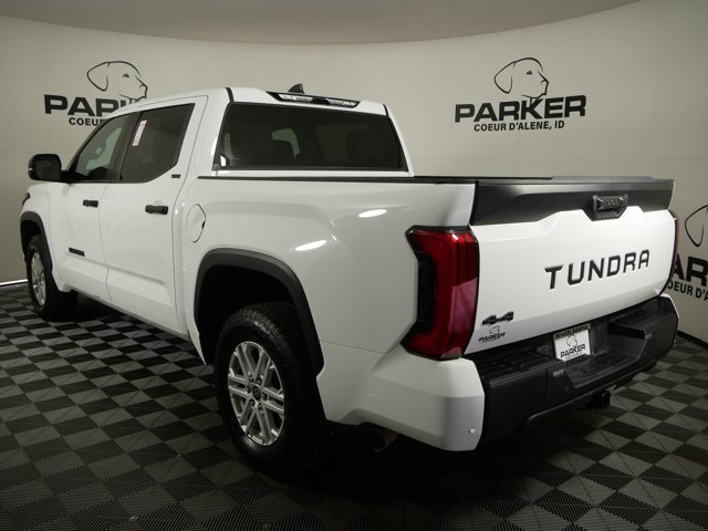 Used 2024 Ice Cap Toyota Crew Cab SR5 w/ Convenience Pkg image 7