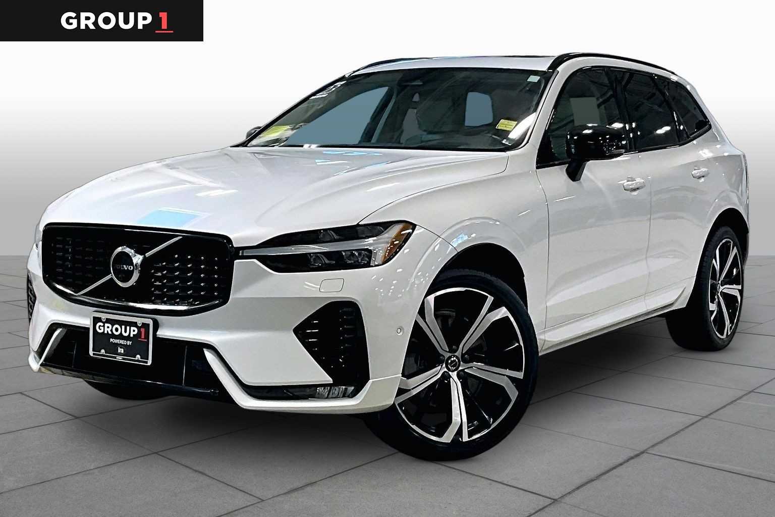2023 Volvo XC60 Ultimate Dark Theme