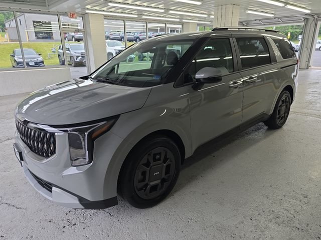Certified Used 2025 White Kia EX image 2