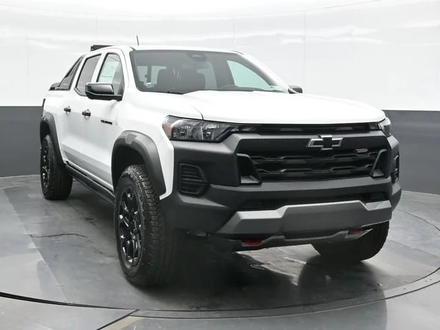 2026 Chevrolet Colorado Trail Boss - Photo 6