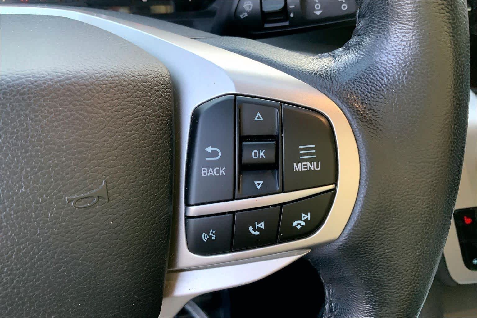 Used 2021 Star White Metallic Tri-Coat Ford XLT image 23