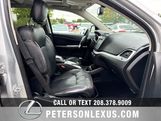 Used 2014 Silver Dodge R/T image 13
