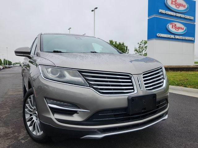 Used 2017 Gray Lincoln Reserve image 13