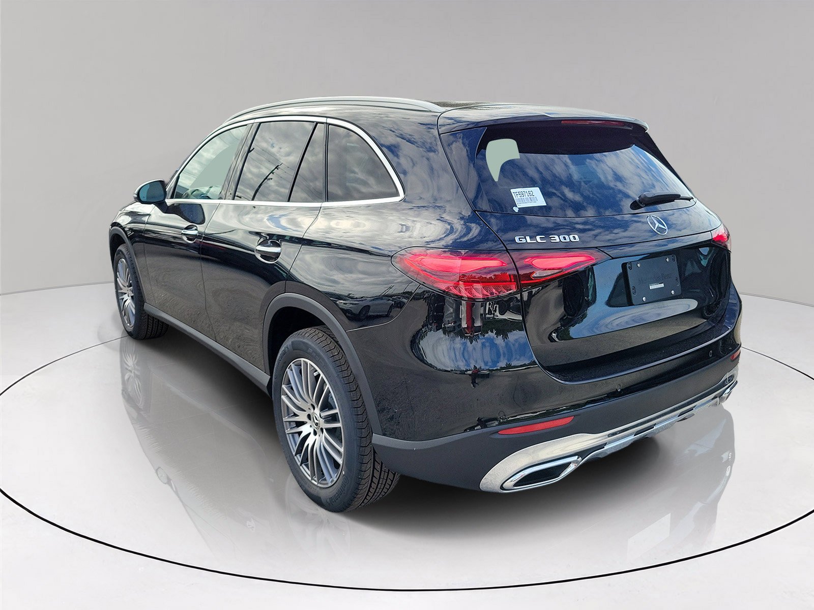 New 2026 Black Mercedes-Benz GLC 300 image 34