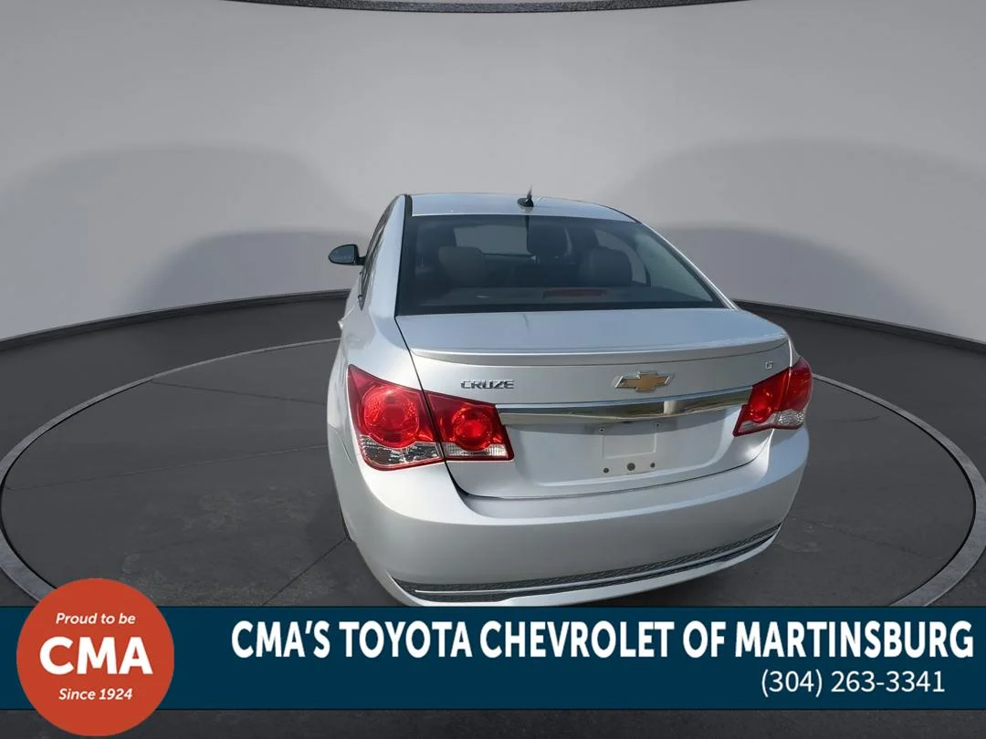 Used 2014 Silver Ice Metallic Chevrolet 2LT image 7