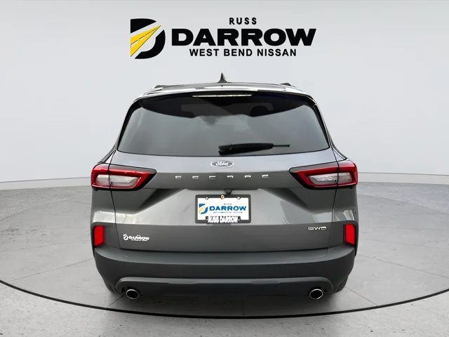 Used 2025 Gray Ford ST-Line image 4