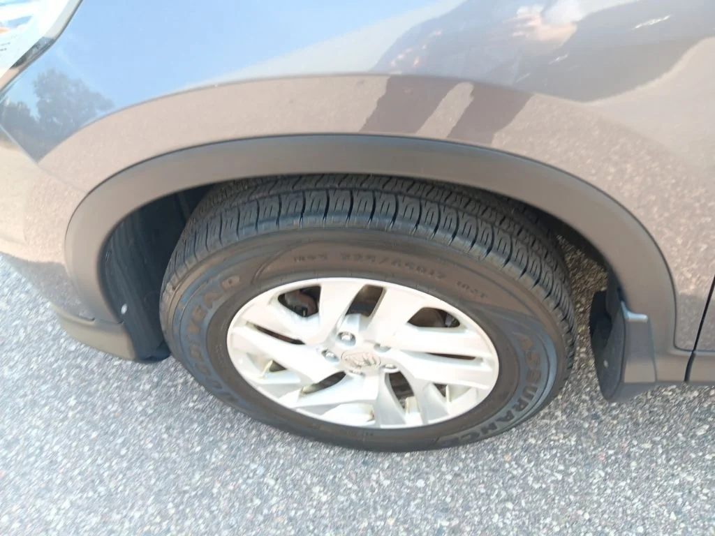 Used 2015  Honda EX image 12