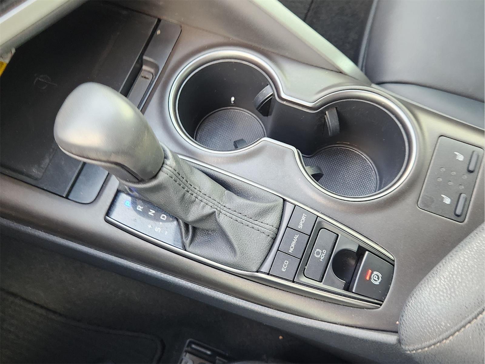 2022 Toyota Camry photo 20 of 33
