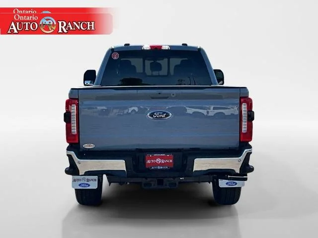 New 2026 Glacier Gray Metallic Tri-Coat Ford F-350® Lariat® image 25