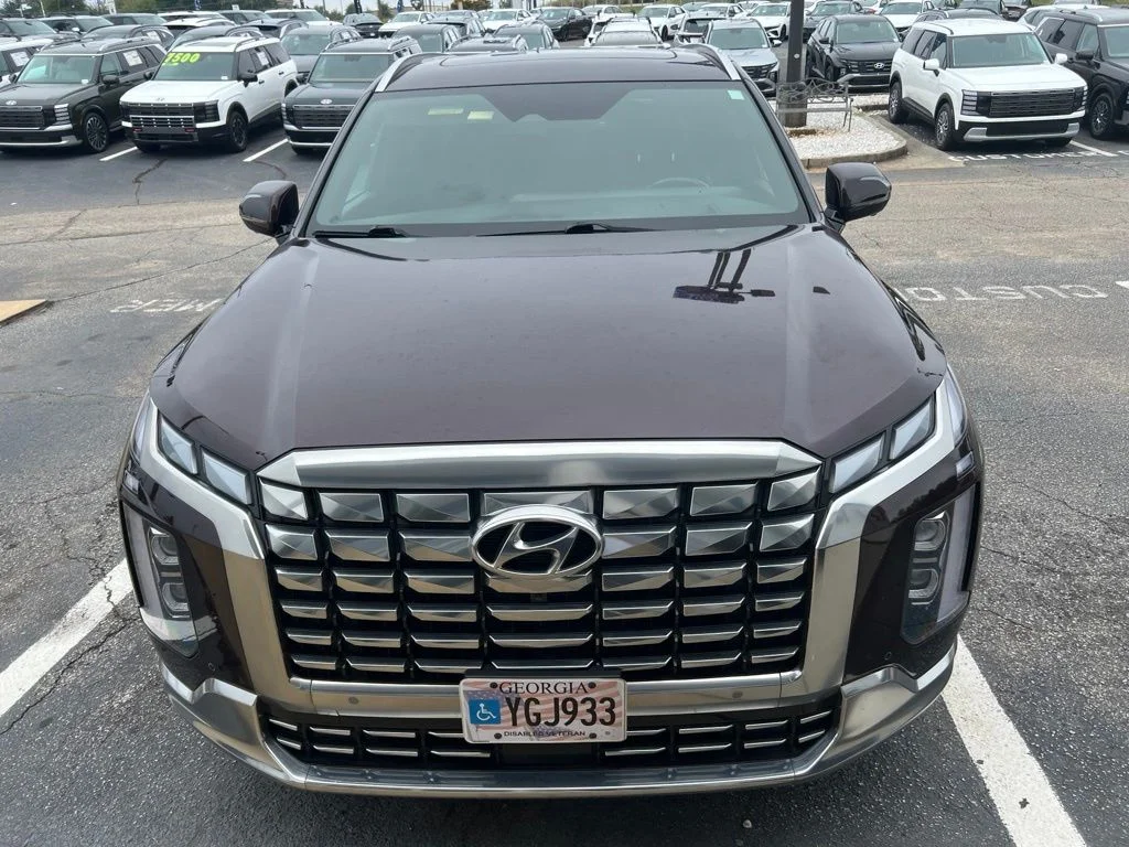 Used 2025 Red Hyundai Calligraphy image 1