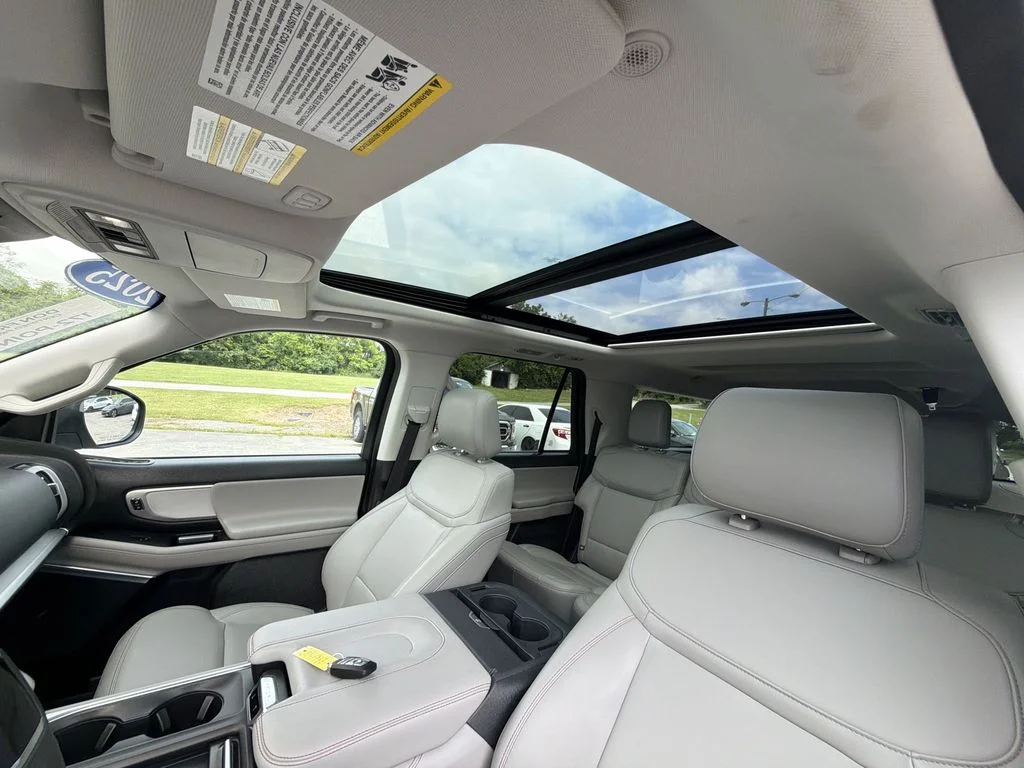 Used 2025 Silver Ford Active image 22