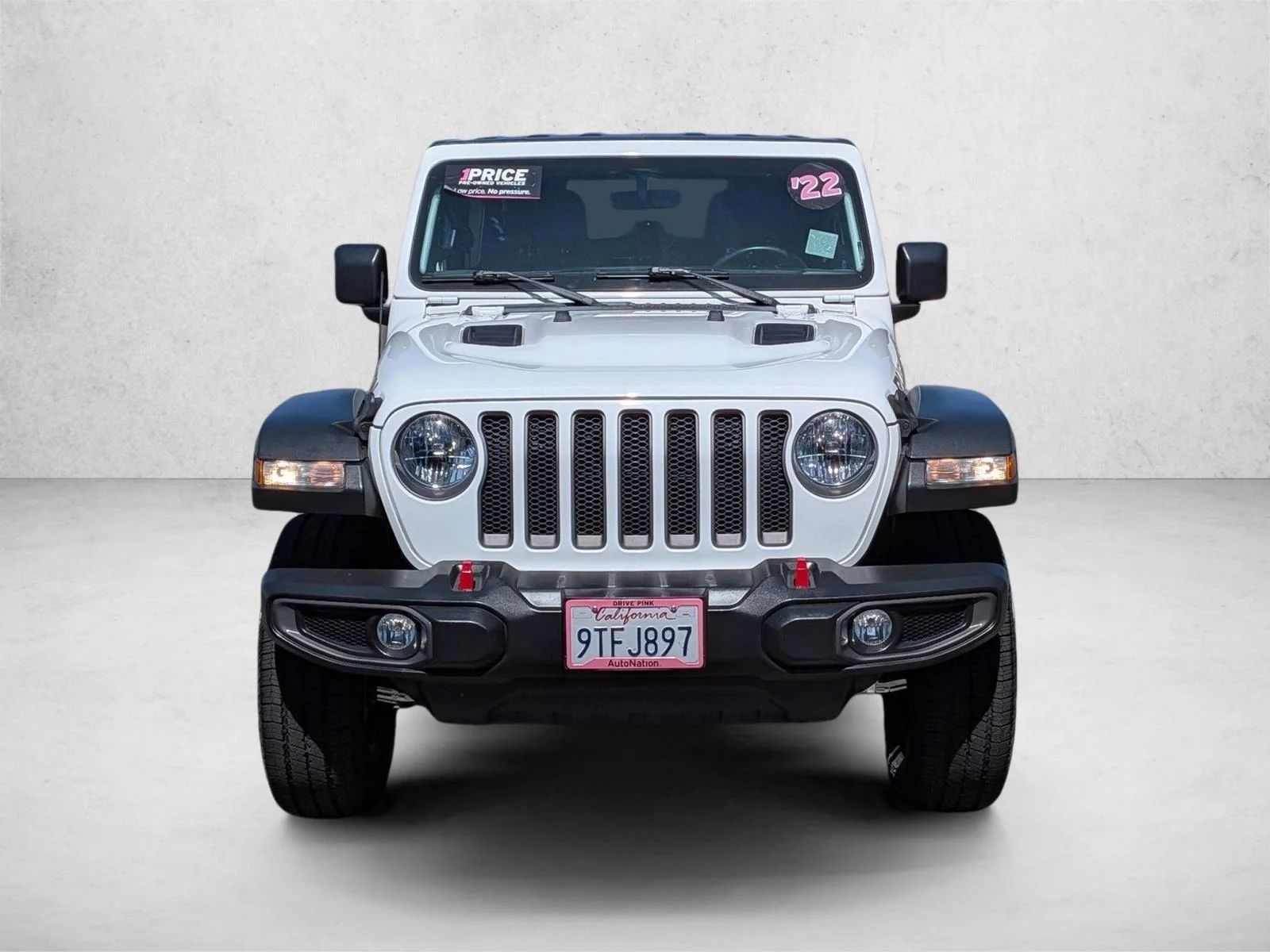 Used 2022 Bright White Clearcoat Jeep Unlimited Rubicon image 2