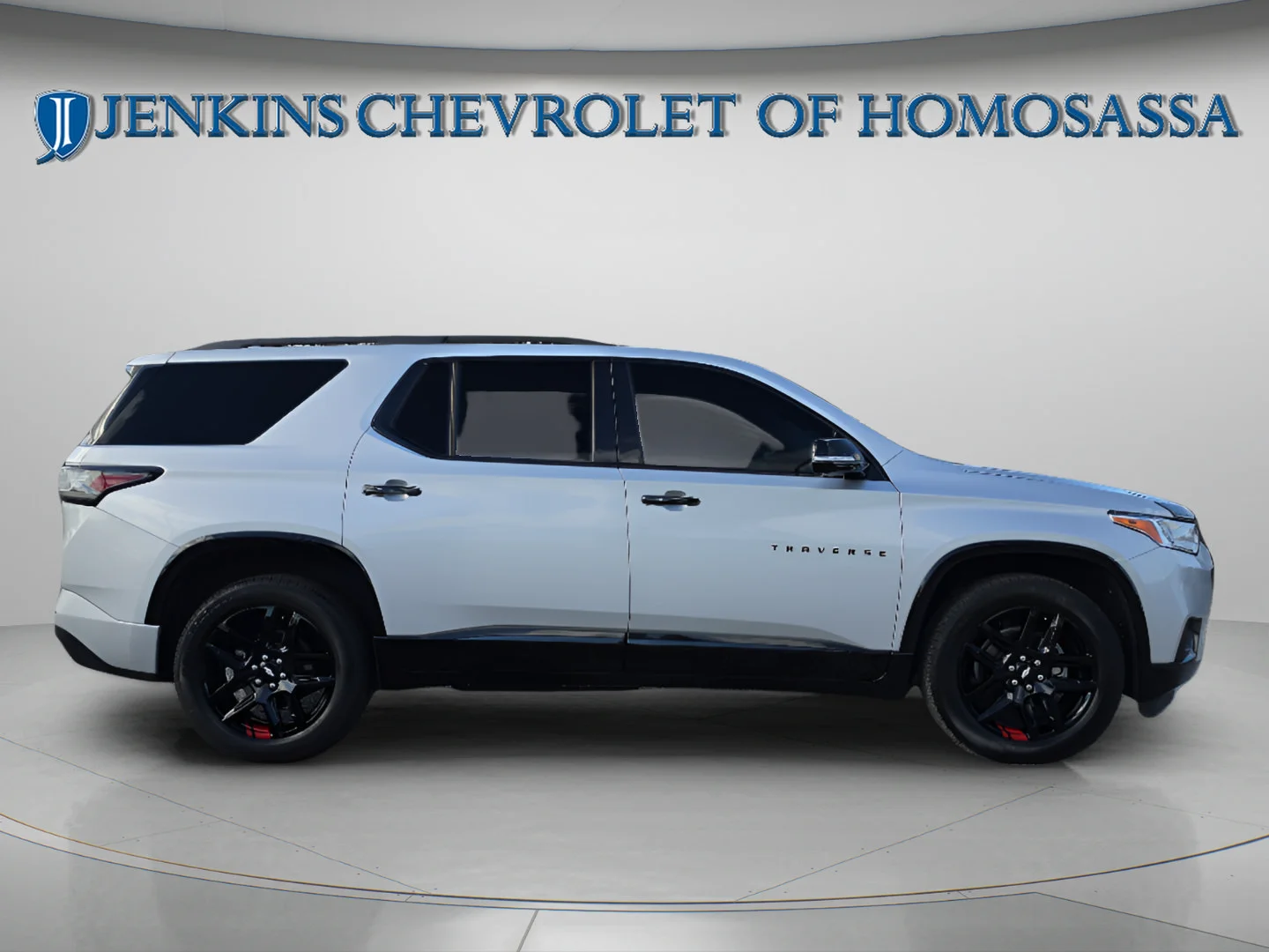 Used 2020 Silver Ice Metallic Chevrolet Premier image 3