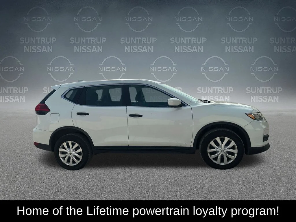 Used 2017 White Nissan S image 4