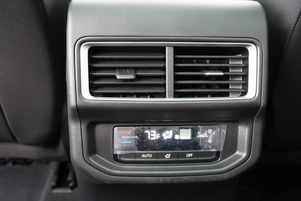 New 2026 White/off-white Volkswagen 2.0T SE w/Technology image 29