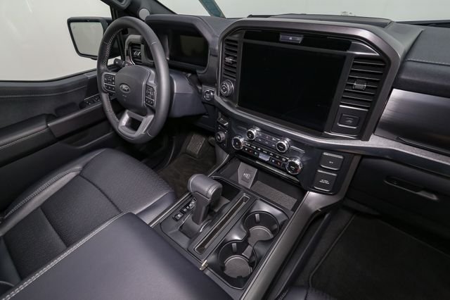 Used 2026  Ford Lariat image 18