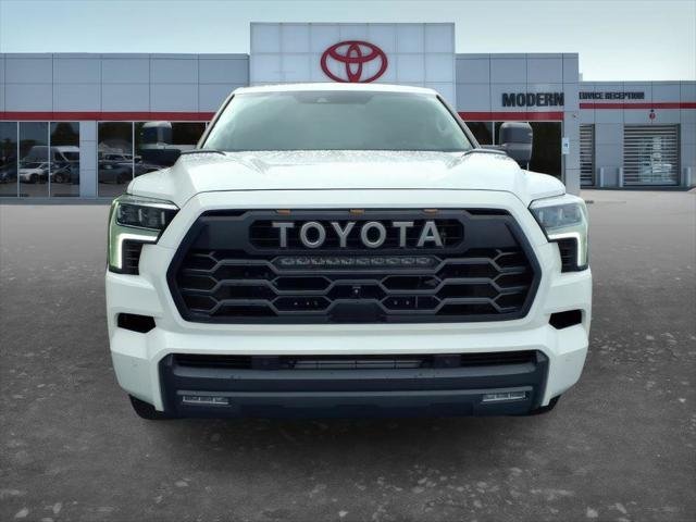 Used 2023 White Toyota  image 11