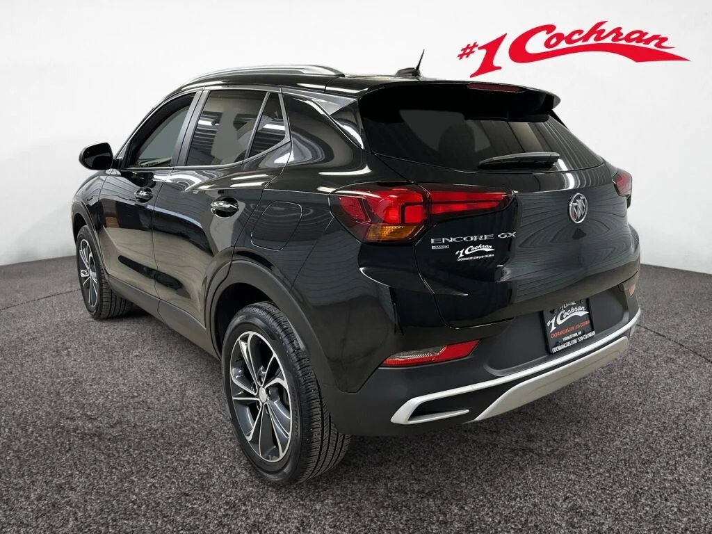 Used 2023 Ebony Twilight Metallic Buick Select image 19