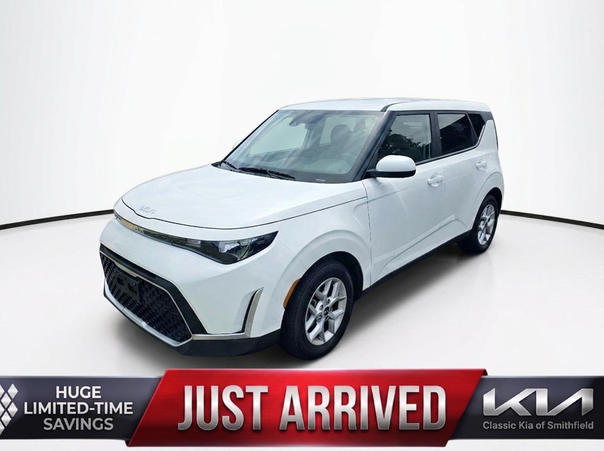 2025 Kia Soul 2.0L LX IVT's photo