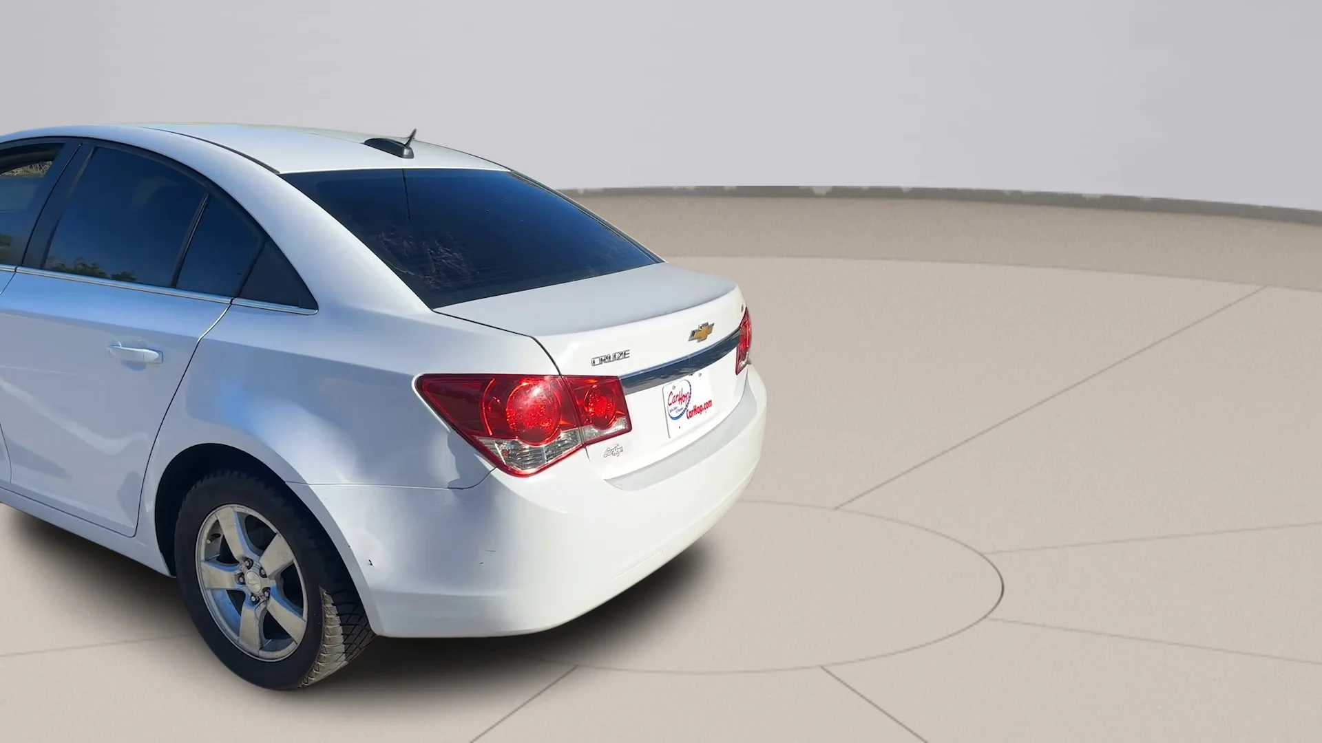 Used 2015 White Chevrolet 1LT image 8