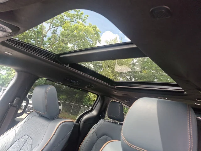 New 2027 White Chrysler Pinnacle image 13