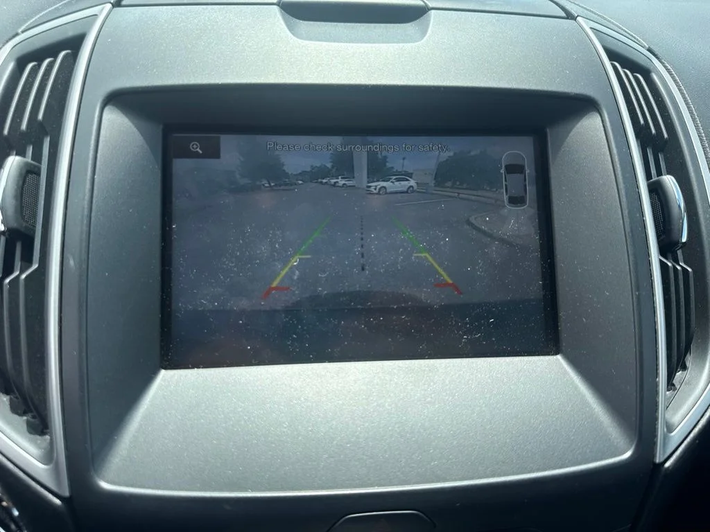Used 2015 Guard Metallic Ford SEL image 18